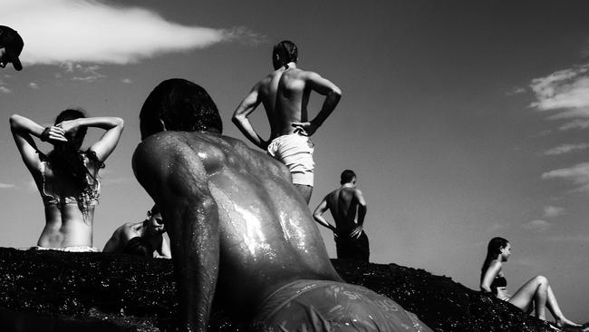 Kids at Flat Rock, North Bondi. Pic: Paul Blackmore.