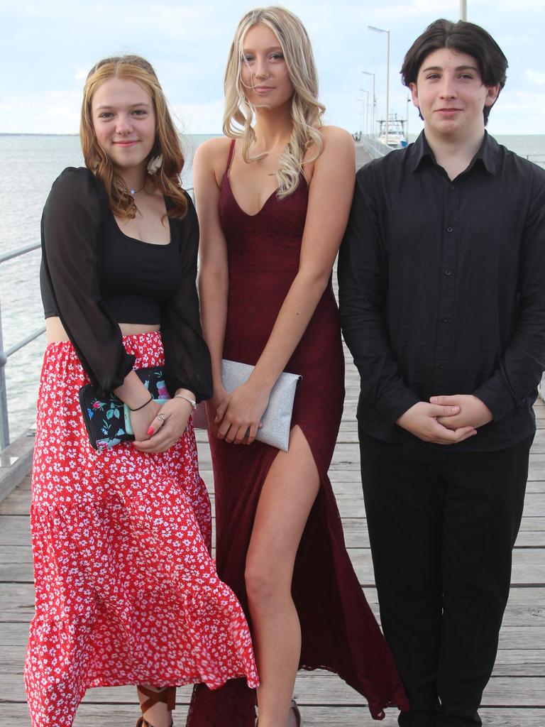 Streaky Bay Area School teens celebrated their school formal in the town, Friday November 12, 2021. Picture: Supplied