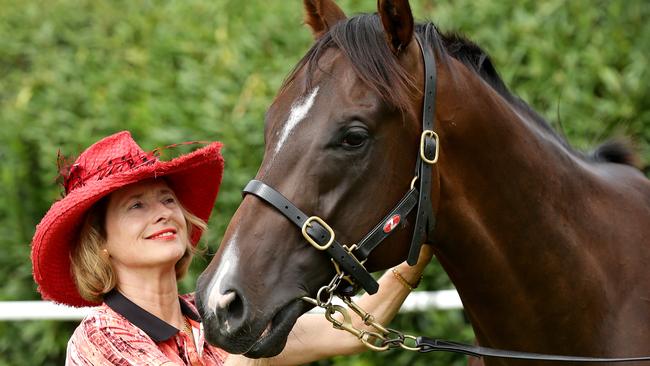 Trainer Gai Waterhouse with Kiss And Make Up. Photo: Gregg Porteous.