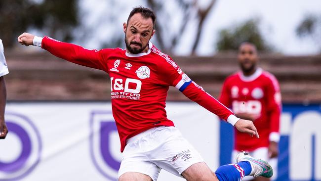 Ivan Franjic in action for Melbourne Knights: Picture: Mikko Robles