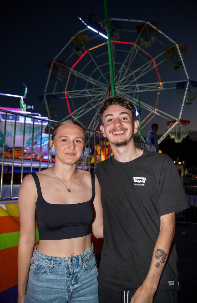 Leighla Coutts and Denzel McIntosh in sideshow alley. Heritage Bank Toowoomba Royal Show. Thursday April 18th, 2024 Picture: Bev Lacey