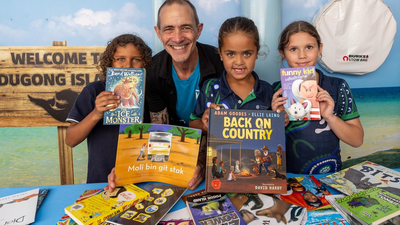 Indigenous Literacy Foundation lifetime ambassador Andy Griffiths shares tales with students for The Great Book Swap. Picture: Joseph Mayers/ILF/supplied