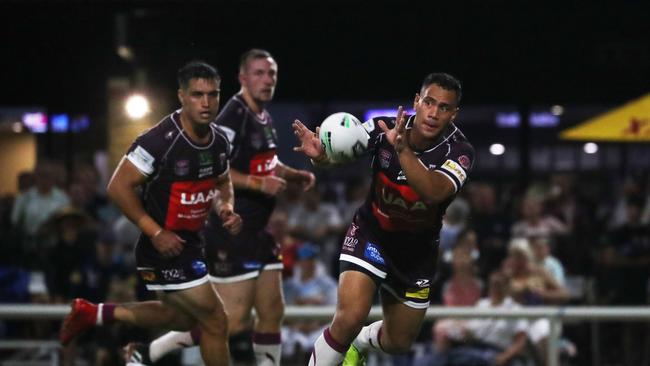 Burleigh Bears hooker Pat Politoni throws a long ball during a pre-season trial against Gold Coast Titans at Pizzey Park. February 20, 2021. Photo Jason O'Brien