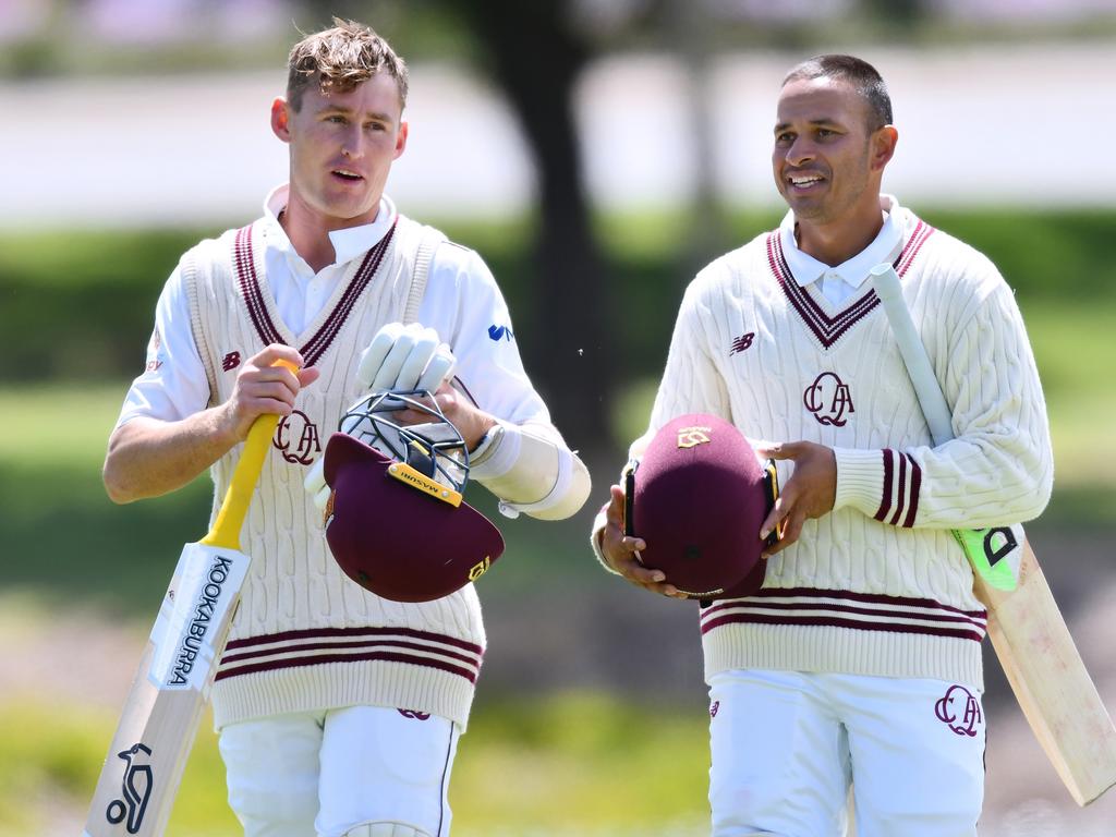 Khawaja (R) could well find himself lining up with Marnus Labuschagne (L) at Test level this summer. (Photo by Mark Brake/Getty Images)
