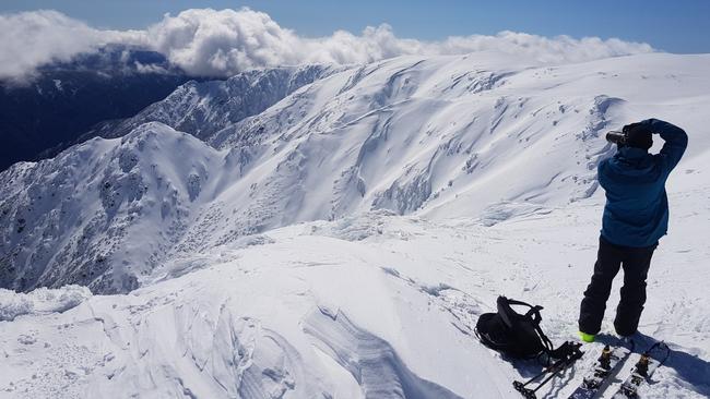 View over the Snowies’ Western Faces.