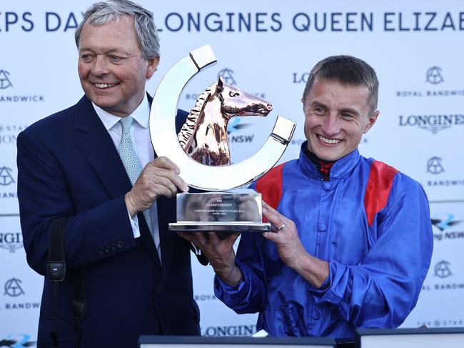 SYDNEY, AUSTRALIA - APRIL 08: Tom Marquand riding Dubai Honour wins  Race 8 Longines Queen Elizabeth Stakes during The Star Championship Day 2: Longines Queen Elizabeth Stakes Day - Sydney Racing at Royal Randwick Racecourse on April 08, 2023 in Sydney, Australia. (Photo by Jeremy Ng/Getty Images)