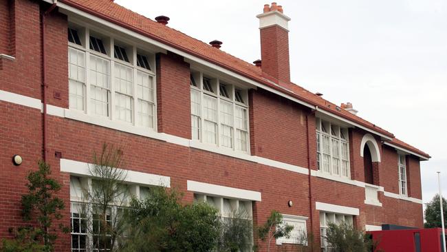 Fitzroy High School is now reviewing its uniform policy.