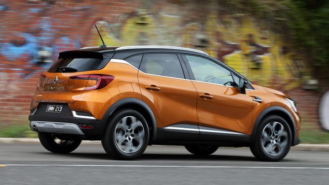 The Captur’s little turbo engine is a star.