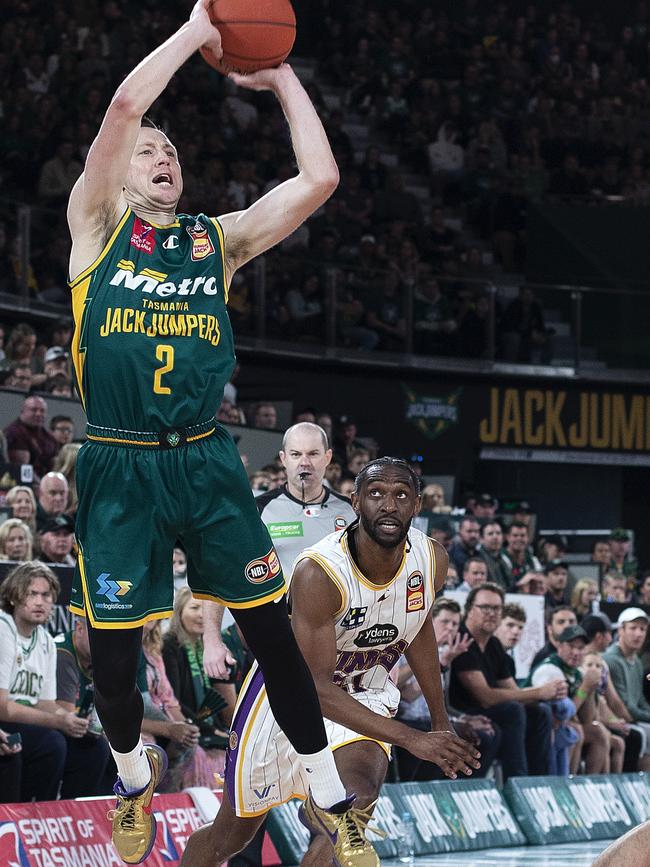 Learn to shoot hoops like JackJumpers star Josh Magette at Swisherr Hoops Academy’s school holiday basketball programs. Picture: Chris Kidd