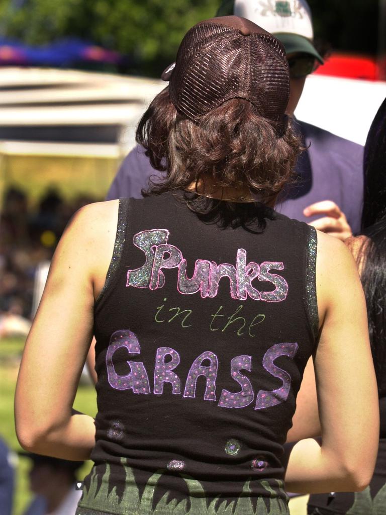 Bassinthegrass ..... "Spunks in the grass" Stacey Carnogoy 17,.Picture: Peter Bennett