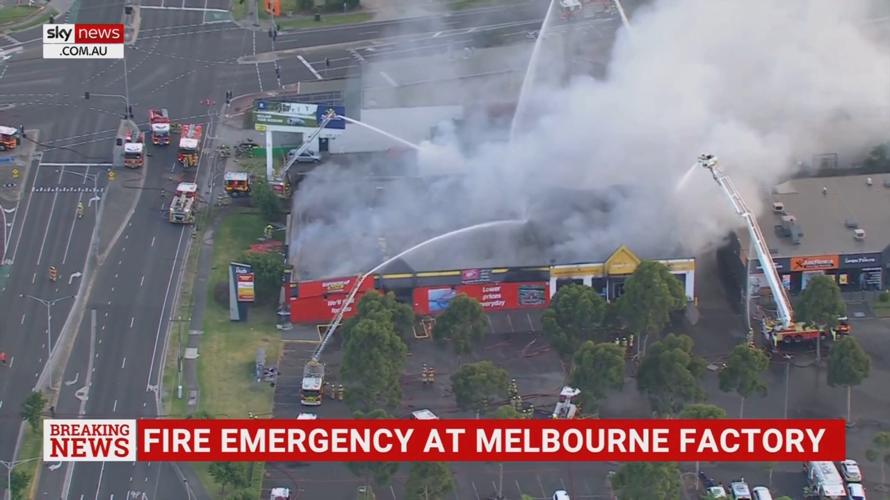 Emergency Crews Respond To Huge Factory Fire In Melbourne S North Sky   F5ea9c6b611cd59df4f7dfeb3429f2f0