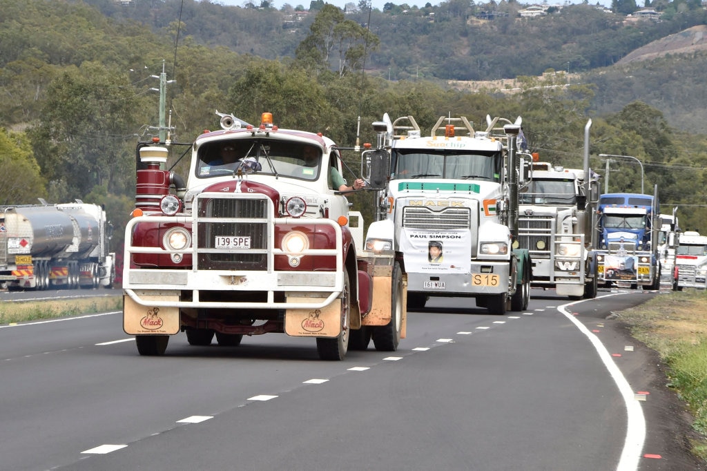 Lights on the Hill convoy leaves Withcott heading to Gatton. September 2017. Picture: Bev Lacey