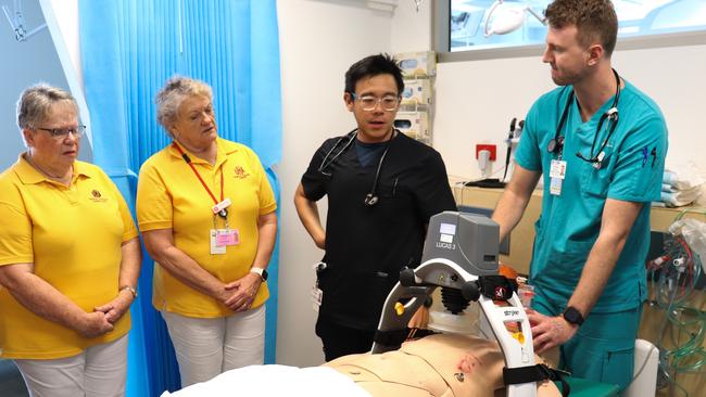 Lismore Base Hospital Auxiliary secretary Rhonda Powell, treasurer Pauline Strong, and doctors Roland Tee and Connor Riches with the new machine at Lismore Base Hospital.