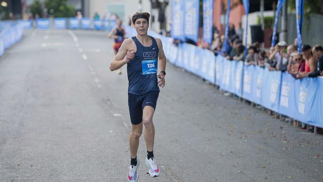 Liam Boudin approaching the finish line, with Jack Bruce on his tail. Picture: Jerad Williams