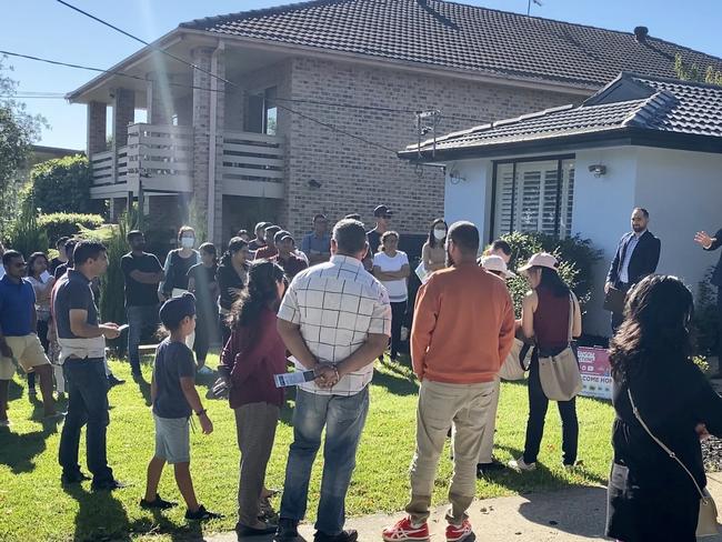 Auctioneer Stu Benson at the sale of 3 Wrights Road, Kellyville, NSW real estate.