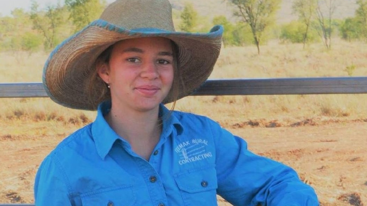 Amy Everett who modelled as "Dolly" for Akubra hats committed suicided after being bullied at school. Picture: Supplie