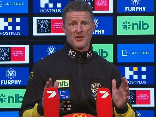 Damien Hardwick speaks after losing to the Saints.