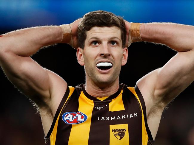 MELBOURNE, AUSTRALIA - JULY 30: Luke Breust of the Hawks reacts to a missed shot on goal during the 2022 AFL Round 20 match between the St Kilda Saints and the Hawthorn Hawks at Marvel Stadium on July 30, 2022 in Melbourne, Australia. (Photo by Dylan Burns/AFL Photos via Getty Images)