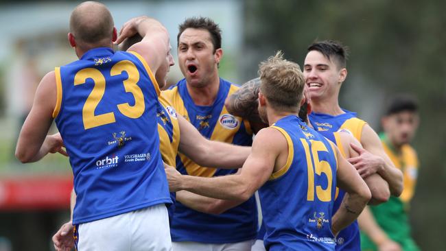 S12WT935. WRFL Division 1 Grand Final.  Spotswood V Deer Park. At Avalon Oval, werribee. Spotswood lost by one point.