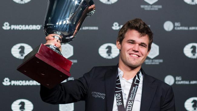 Magnus Carlsen wins game 10 vs Sergey Karjakin in World Chess championship  - Hindustan Times