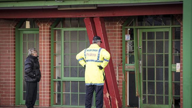 Police at the scene of a fatal crash in Glengowrie. Picture: Mike Burton/AAP