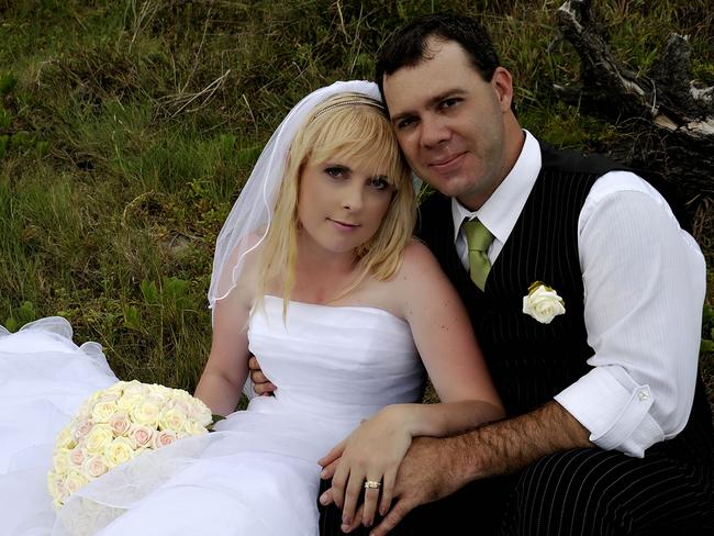 Laurie and Chris McDonnell on their wedding day in 2010. Laurie is the first Queensland woman to have a baby after a heart-lung transplant.