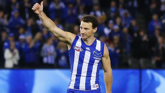 Brent Harvey thanks North Melbourne fans.