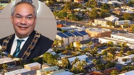 Homes in Miami on the Gold Coast and Mayor Tom Tate.