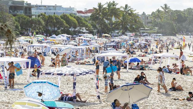 Owners of holiday homes and units at tourist hotspot Noosa could soon have to abide by new rules.