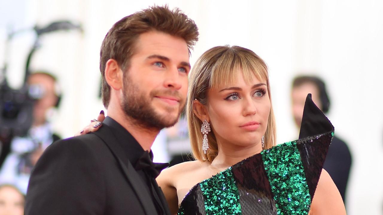 Liam Hemsworth Opens Up About ‘staying Balanced’ Amid Miley Cyrus ...