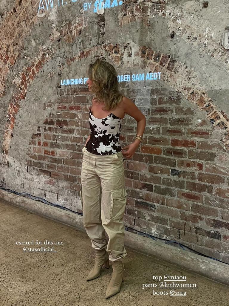 Former Bachelor<i/>star Bella Varelis wore cargo pants and a bustier. Picture: Instagram/