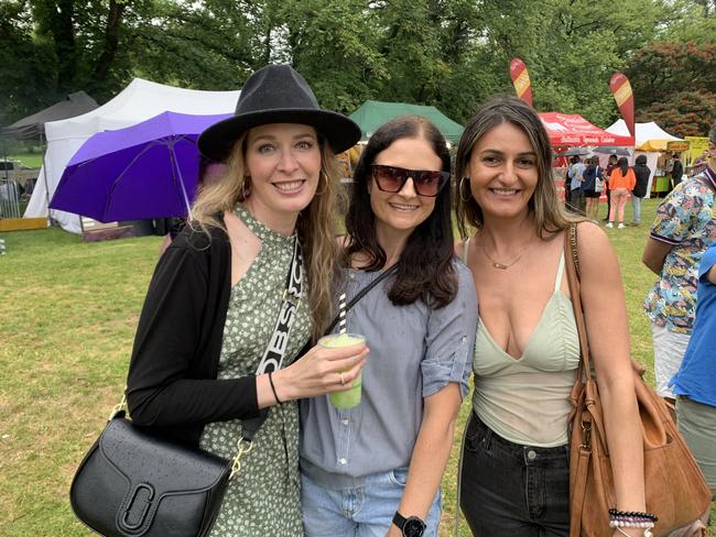 Lauren Graham-Reid, Bianca Stewart & Daniela Stojcevska