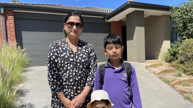 Strathtulloh Primary School parents are warning authorities a tragedy is imminent, saying a child could be killed on their way to or from school if speeding issues are not addressed. Picture: Himangi Singh.