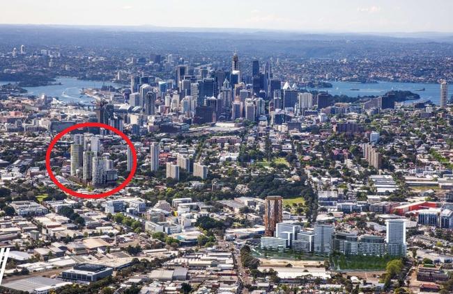 The three residential towers (to the left of centre) in context to with the rest of the city.