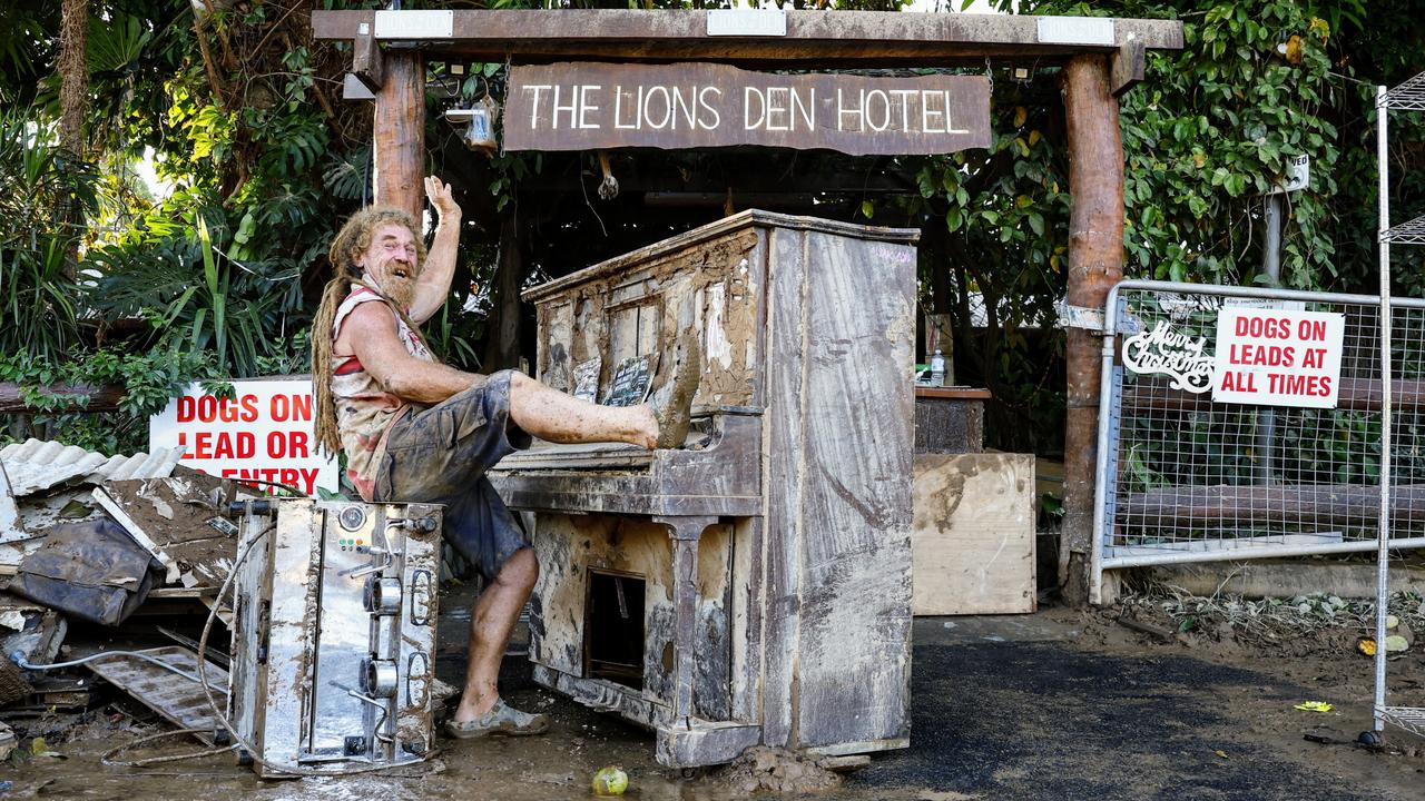 lions den hotel flood