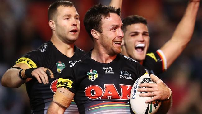 James Maloney had a mixed night against the Raiders. (AAP Image/Brendon Thorne)