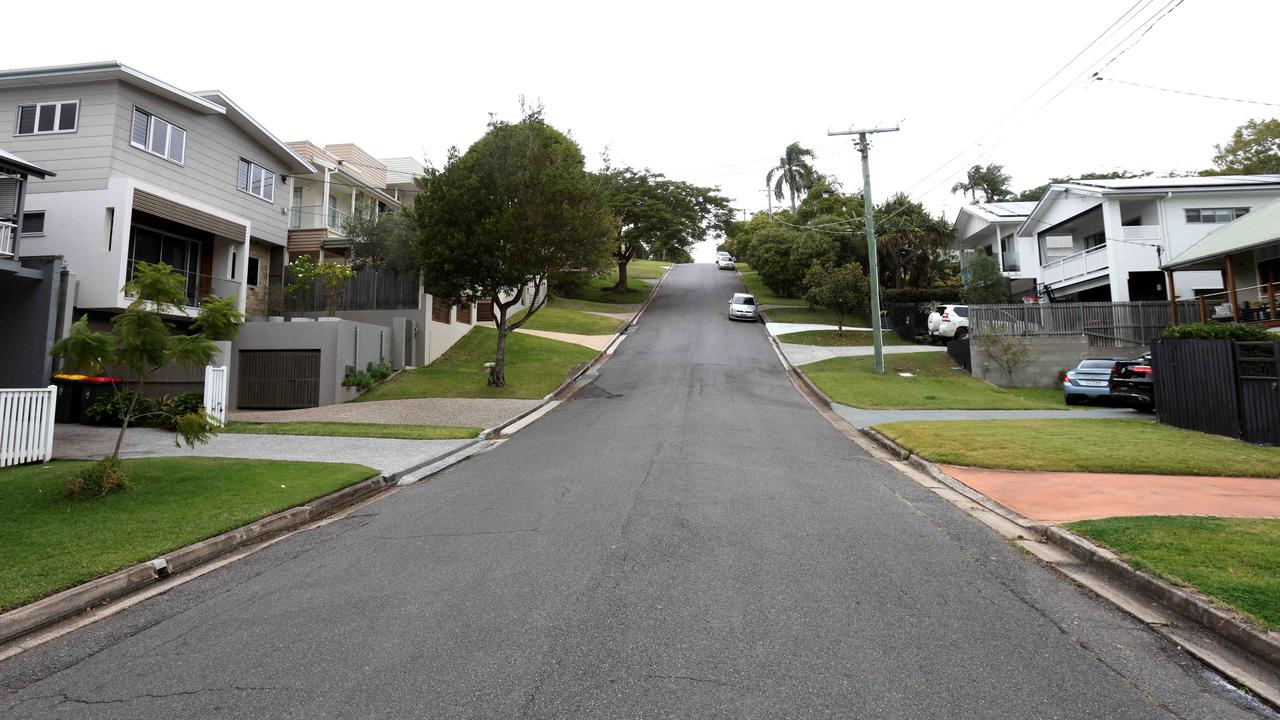 Harrison Street Bulimba. Picture: Steve Pohlner