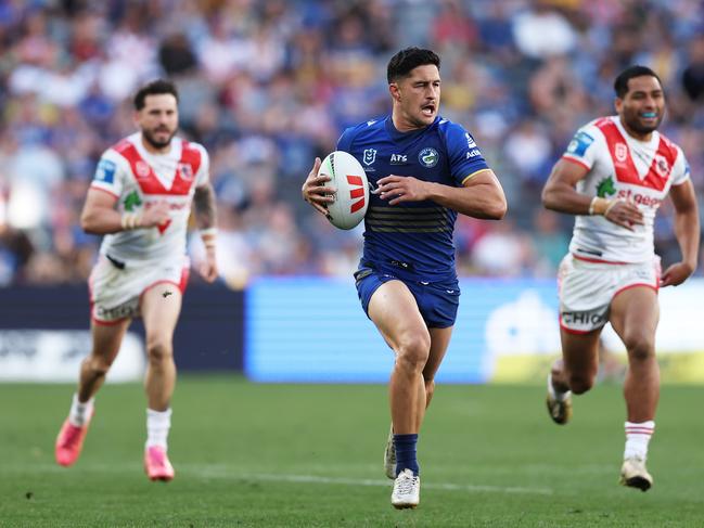 Dylan Brown of the Eels makes a break. (Photo by Matt King/Getty Images)