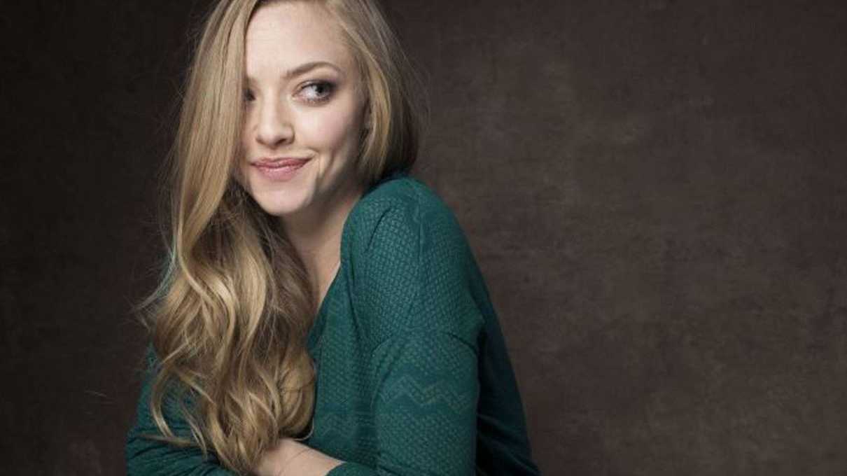 Amanda X - Amanda Seyfried: The girl next door with a dark side | The Courier Mail