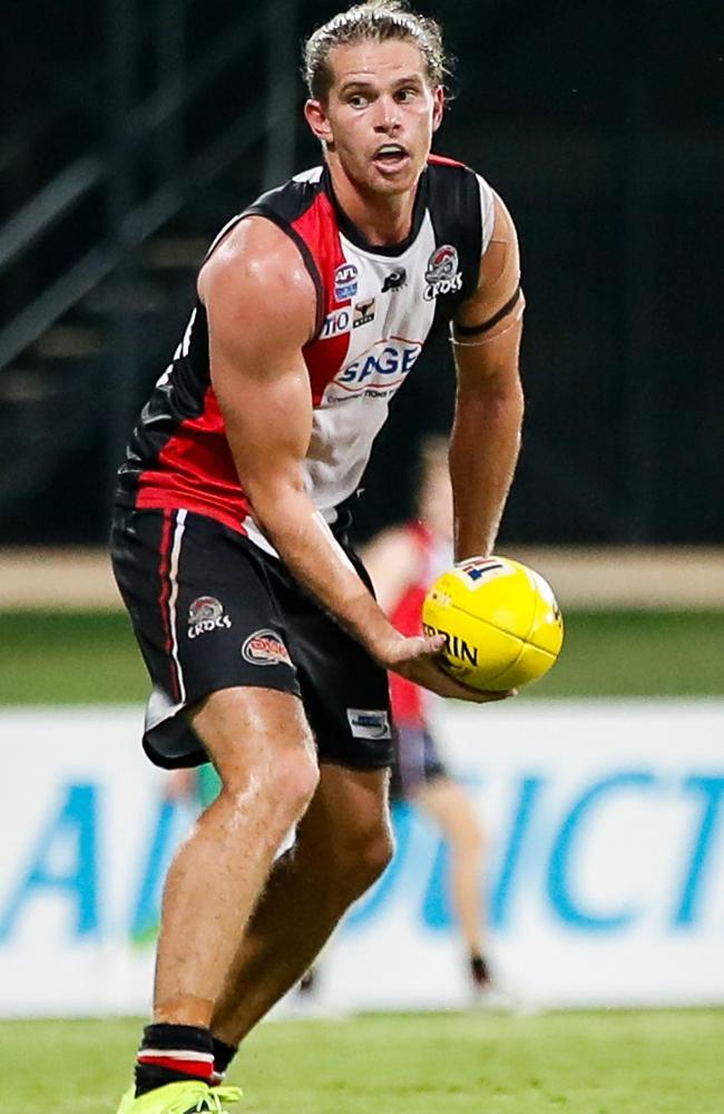 Jed Anderson playing for Southern Districts in the 2023-24 NTFL season. Picture: Celina Whan / AFLNT Media