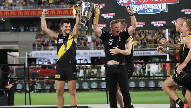 Triple premiership winner Damien Hardwick is in talks to extend his Richmond contract. Picture: Jono Searle/AFL Photos/via Getty