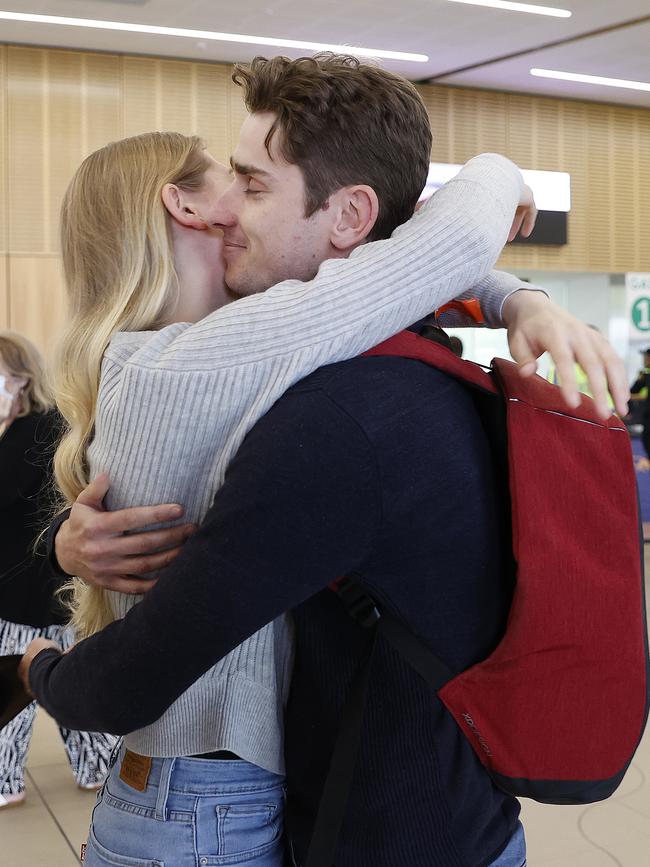 Lucinda Hinckfuss is reunited with boyfriend Christopher Johnson. Picture: Zak Simmonds