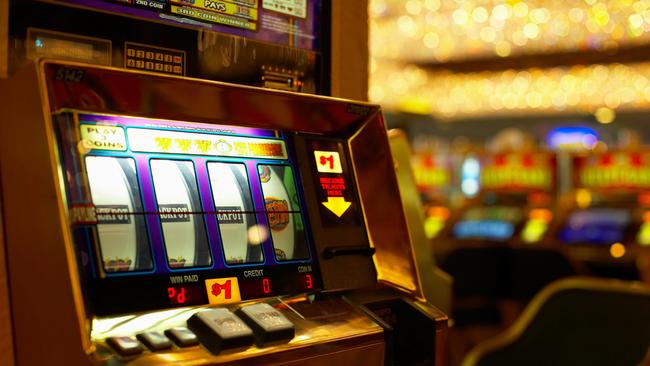 Pokies the hottest issue | The Mercury