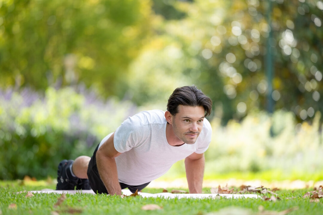 How to do a push up – and different variations for every ability