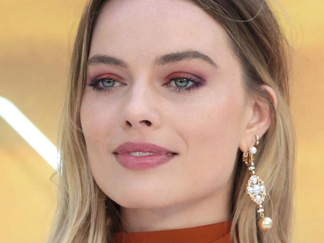 NON-EXCLUSIVE PICTURE: MATRIXPICTURES.CO.UK PLEASE CREDIT ALL USES  WORLD RIGHTS  Australian actress Margot Robbie attends the London premiere of Once Upon a Time in Hollywood at Odeon Leicester Square in London.  JULY 30th 2019  REF: GBH 192784