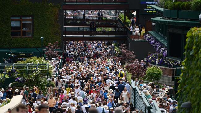 The crowds won’t be flocking to Wimbleedon this year.