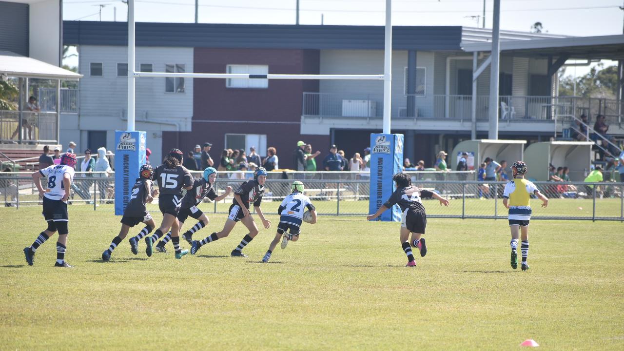 Dainyn Misztela in the Magpies and Bulldogs White clash in the RLMD U11 Mixed division at RLMD Fields, August 7, 2021. Picture: Matthew Forrest