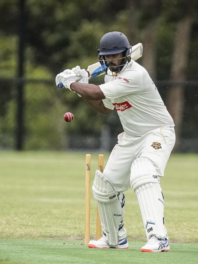 Kavinda Pulukkuttiarachchi batting for Heatherhill.