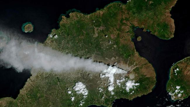 A satellite image of the eruption, captured by the Copernicus Sentinel-2 mission on November 13. Picture: AFP / European Space Agency, Copernicus Sentinel-2