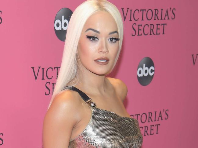 NEW YORK, NEW YORK - NOVEMBER 08: Singer Rita Ora attends the 2018 Victoria's Secret Fashion Show at Pier 94 on November 08, 2018 in New York City. == FOR NEWSPAPERS, INTERNET, TELCOS & TELEVISION USE ONLY ==